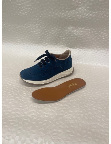 Sneakers Donna Allacciata in Camoscio Blu Traforato – Plantare Estraibile – Bettin Calzature