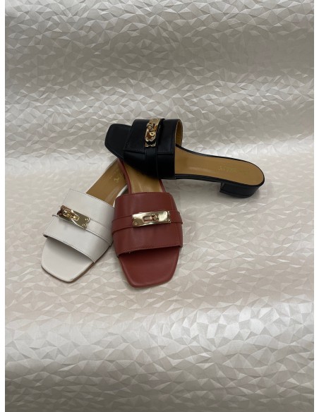 Ciabattina Donna in Vitello Bianco Nero o Mattone – Accessorio Oro – Bettin Calzature