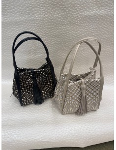 Borsa Intrecciata a Mano in Pelle Nera o Beige con Dettagli Oro – Bettin Calzature