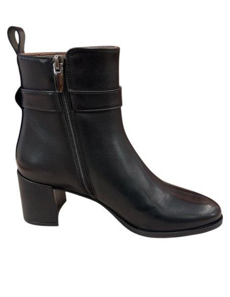 Stivaletto donna pelle nera con accessorio nickel nero tacco 5 cm | Bettin Calzature