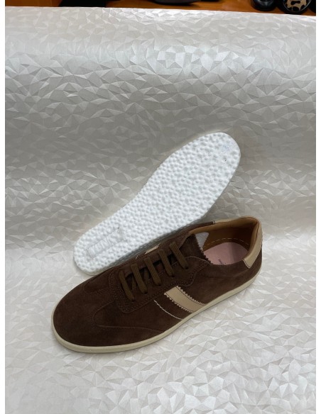 Sneakers Stringata Uomo in Camoscio Marrone e Beige – Plantare Estraibile – Bettin Calzature