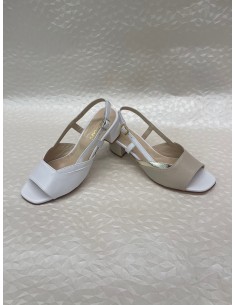 Sandalo Donna in Nappa Bianca o Beige – Tacco 4,5 cm Largo – Bettin Calzature
